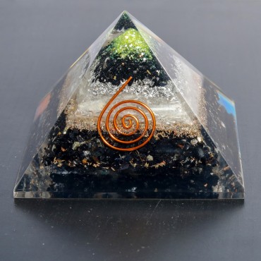 Black Tourmaline With  Selenite  Orgonite Pyramids