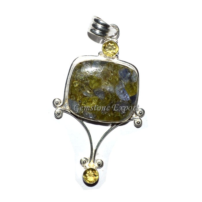 Peridot and amethsyt orgonite Pendants