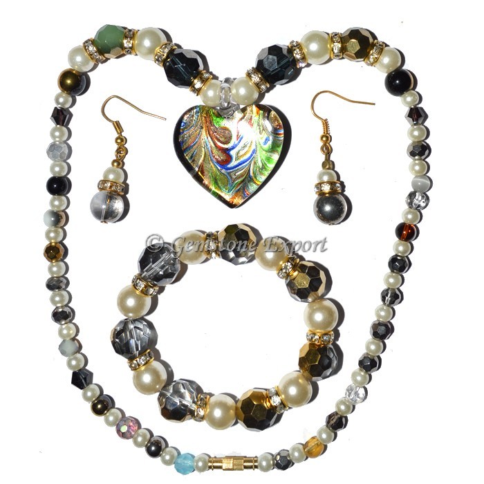 Fashion Crystals Imitatin Necklace